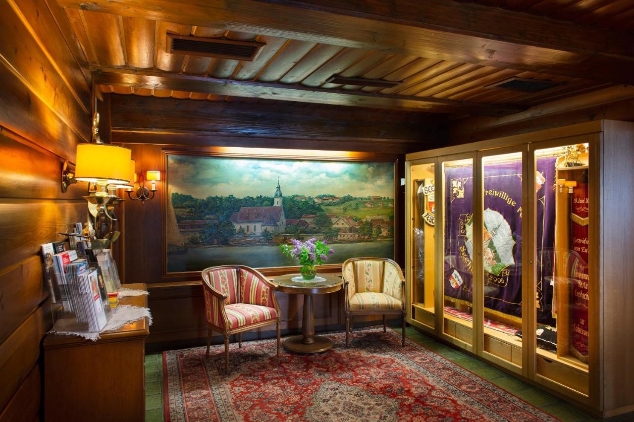 Hotel Landgasthof Altwirt Зехам Экстерьер фото